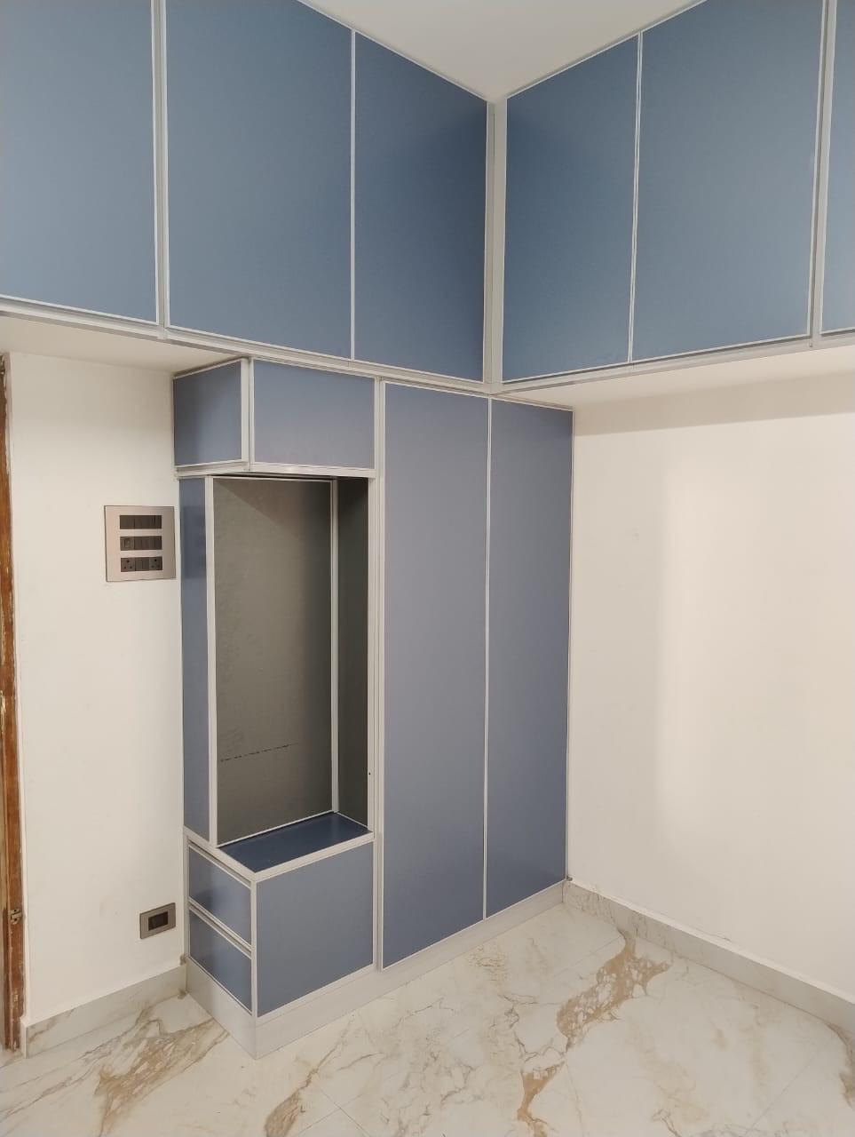 Aluminium Cupboard